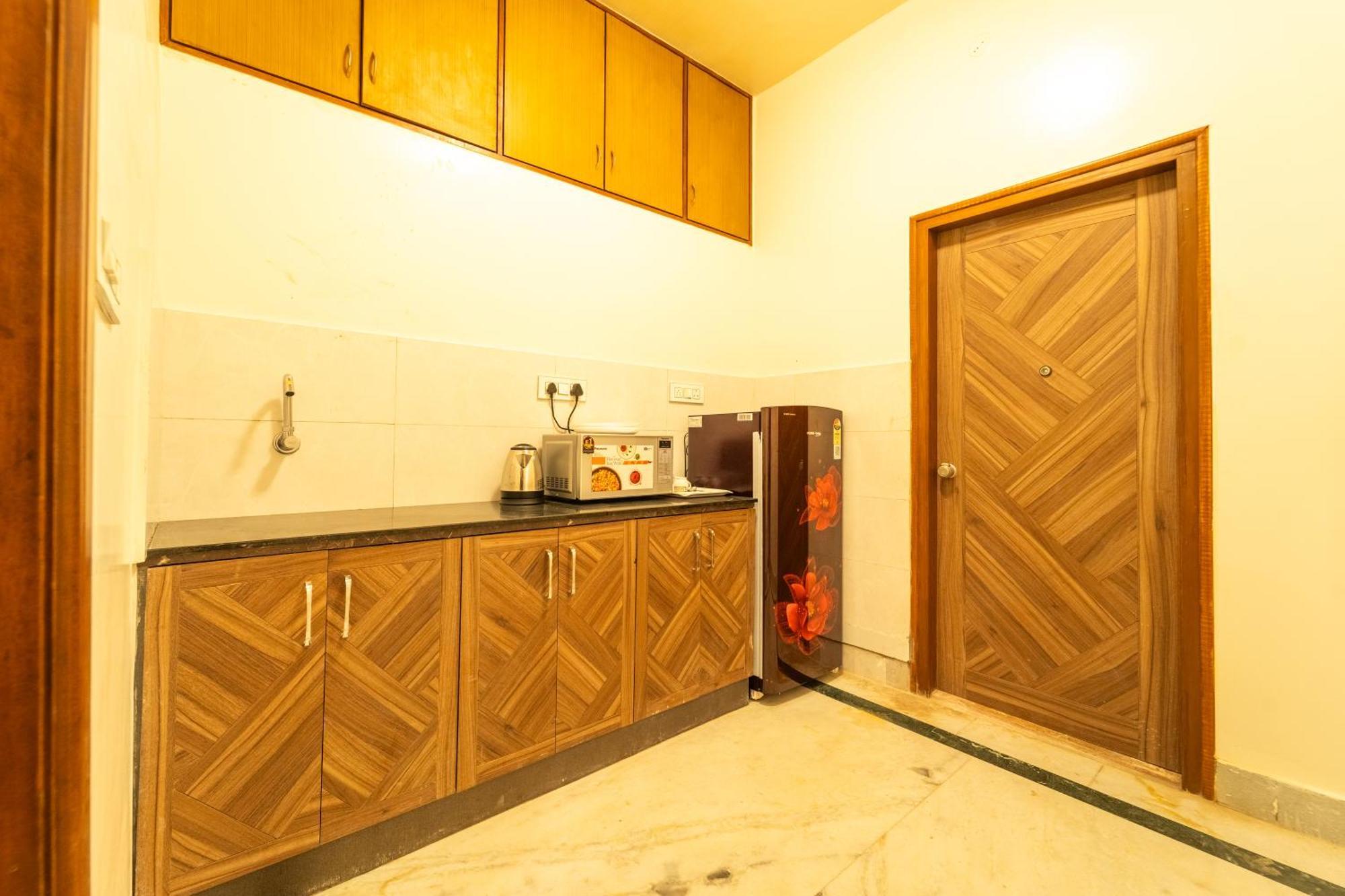 Seasons Suites - Hbr Бангалор Экстерьер фото