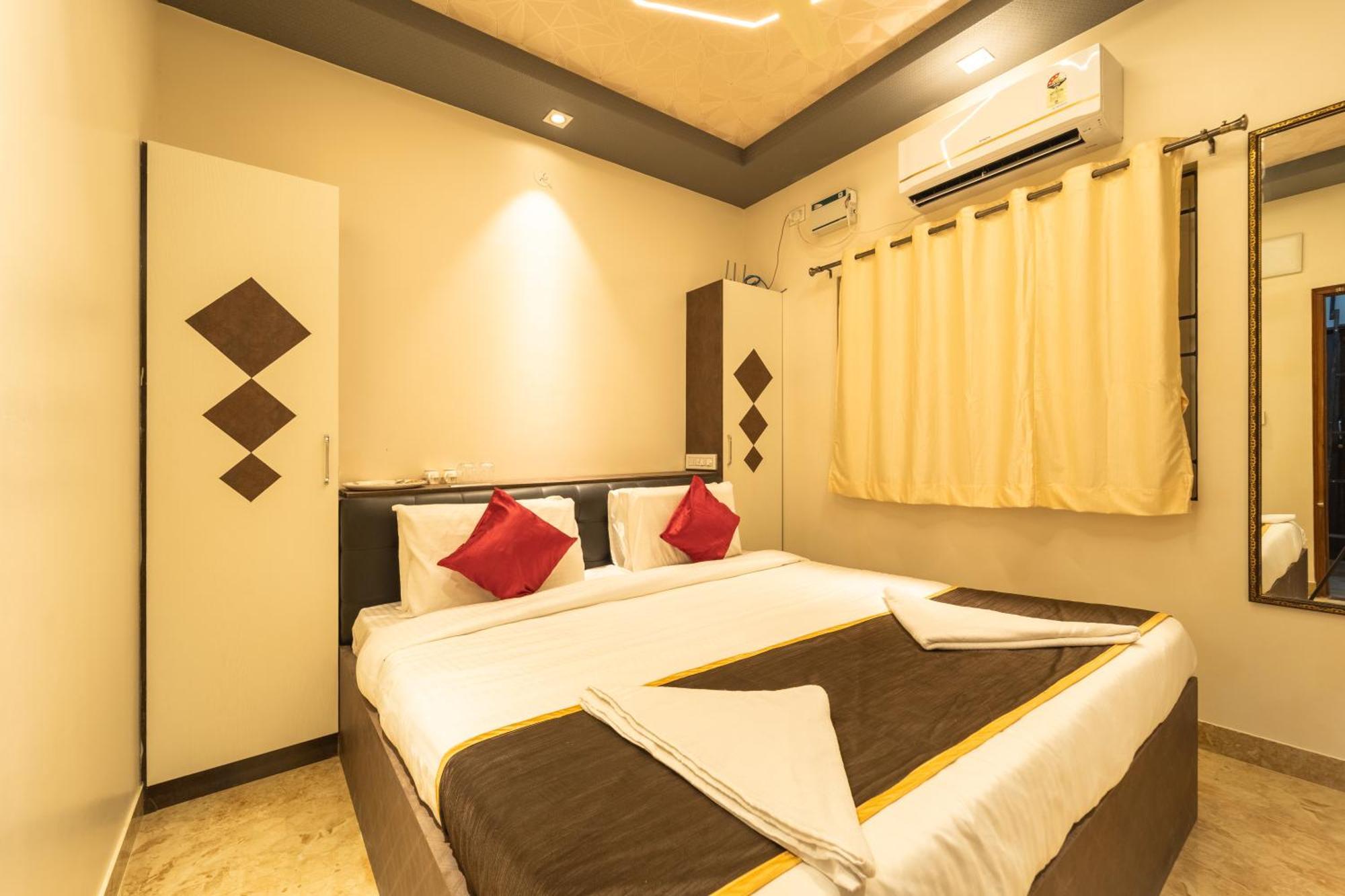 Seasons Suites - Hbr Бангалор Номер фото