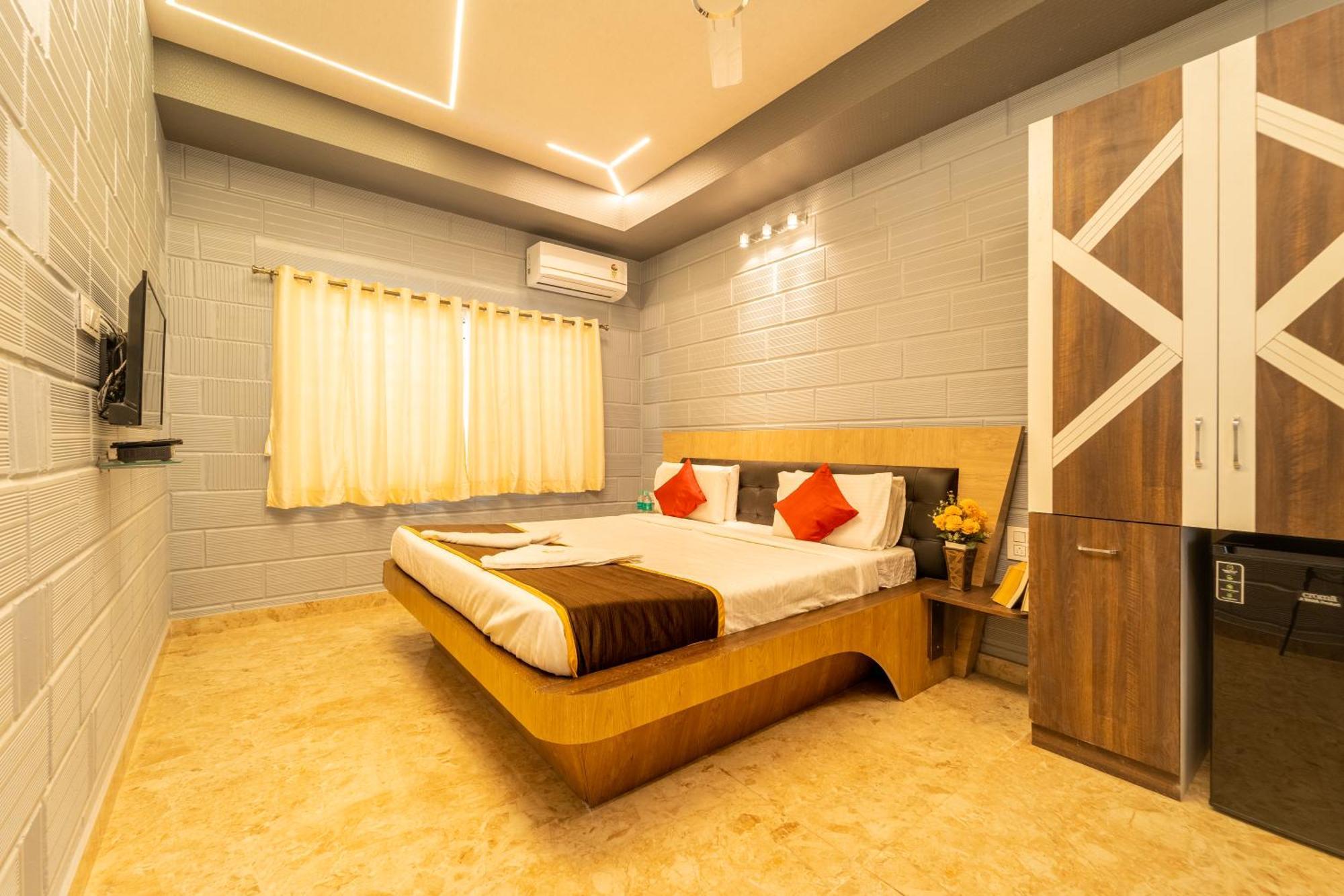 Seasons Suites - Hbr Бангалор Экстерьер фото
