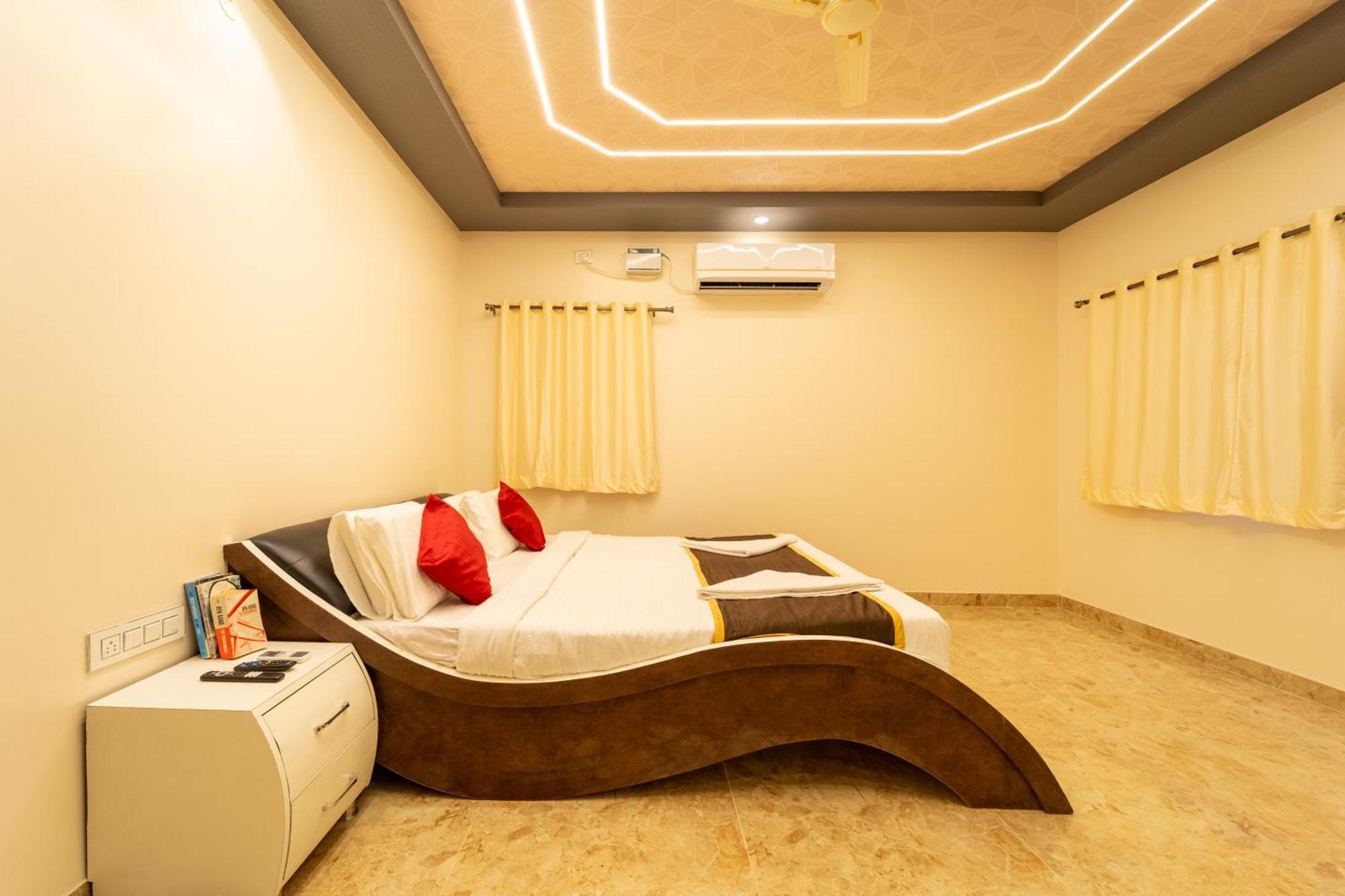 Seasons Suites - Hbr Бангалор Экстерьер фото